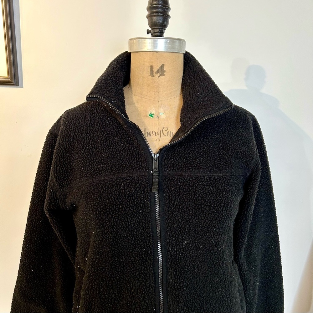 GAP Women’s Black Teddy Fleece Zip Up Jacket Sz S - Picture 2 of 13